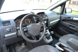 
                                                                                        Voiture
                                                                                         Opel Zafira