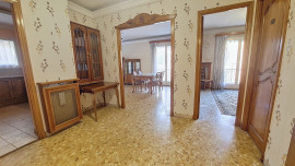 Vente
OPPORTUNITE A SAISIR - appartement F4 - 90m² avec grand garage e