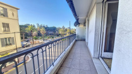 Vente
OPPORTUNITE A SAISIR - appartement F4 - 90m² avec grand garage e