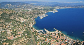 
                                                                                        Vente
                                                                                         Opportunité prix/m2 - à 3 min des plages !