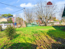 
                                                                                        Vente
                                                                                         OPPORTUNITÉ RARE AU CENTRE-VILLE