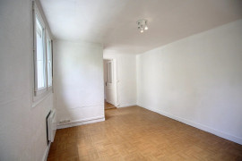 
                                                                                        Location
                                                                                         Ormesson maison 48m2 avec garage