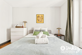 
                                                                                        Vente
                                                                                         Paris 10ème 4 pièces 98 m² sur rue rénové