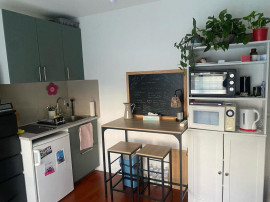 
                                                                                        Location
                                                                                         Paris 11ème Appartement à louer avec grand jardin