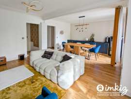 
                                                                                        Vente
                                                                                         Paris 12ème-Boulevard Soult-3/4 pièces de 77m²