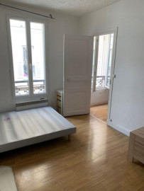 
                                                                                        Location
                                                                                         PARIS 14 METRO ALESIA 2P MEUBLE 30M2 REFAIT NEUF