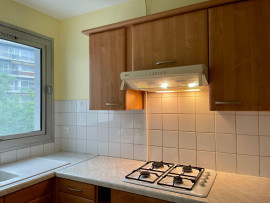 
                                                                                        Location
                                                                                         Paris 15 beau studio meublé 34m²