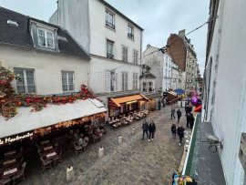 
                                                                                        Location
                                                                                         PARIS 18e – MONTMARTRE HISTORIQUE – STUDIO D'