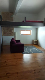 
                                                                                        Location
                                                                                         Part loue T1 bis secteur Fourvière St Just