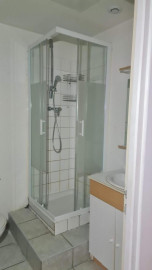 
                                                                                        Location
                                                                                         PARTICULIER LOUE STUDIO DE 28 M2