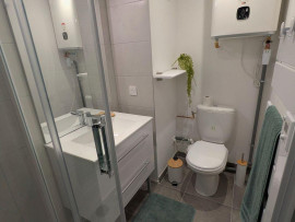 
                                                                                        Location
                                                                                         Particulier loue studio meublé, Avenue jean Rieu