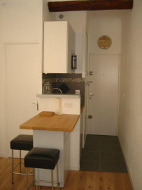 
                                                                                        Location
                                                                                         Particulier loue studio meublé centre ville Aix