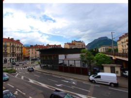 
                                                                                        Location
                                                                                         Particulier loue T2 50m2 championnet