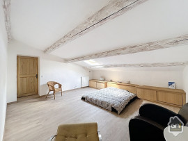 
                                                                                        Vente
                                                                                         Partie de Mas avec dépendance sur terrain