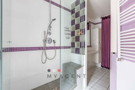 
                                                                                        Vente
                                                                                         Passy / Seine – 60 m² – Vue dégagée