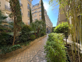 
                                                                                        Vente
                                                                                         Passy / Seine – 60 m² – Vue dégagée