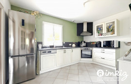 Vente
Pavillon 115 m² - 6 pièces avec sous sol complet