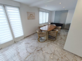 Vente
Pavillon 2 chambres, jardin, garage