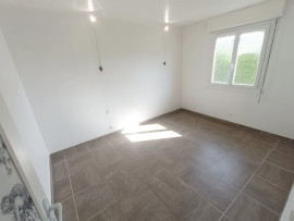 Vente
Pavillon 3 chambres et garage Rainneville