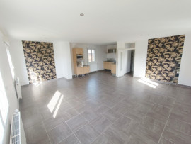 Vente
Pavillon 3 chambres et garage Rainneville