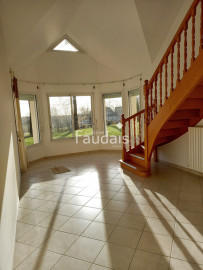 Location
PAVILLON A LOUER 170 M2 A 5 MIN DE SAINT-LO