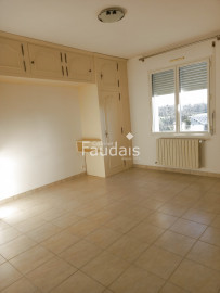Location
PAVILLON A LOUER 170 M2 A 5 MIN DE SAINT-LO