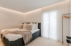 
                                                                                        Vente
                                                                                         Penthouse sur la Marina de Puerto Banus