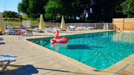 
                                                                                        Vente
                                                                                         PERIGORD DOMAINE AVEC PRL 24 HA MARIAGES