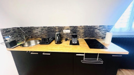 
                                                                                        Location
                                                                                         Petit appartement parfaitement équipé Trocadéro