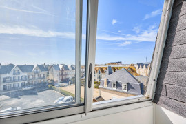 
                                                                                        Location
                                                                                         Petit cocoon