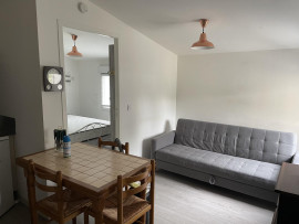 
                                                                                        Location
                                                                                         Petite maison 27 m2 étudiant.e fond jardin