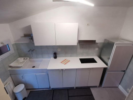 
                                                                                        Location
                                                                                         Petite maison meublée à louer à etudiant(e)