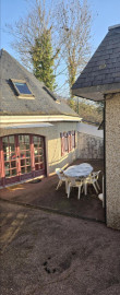 
                                                                                        Location
                                                                                         Petite maison tranquille au calme proche A13