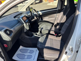 
                                                                                        Voiture
                                                                                         Peugeot 108 1.0 Active Hatchback 5dr Petrol Manual Euro 6 (68 ps)