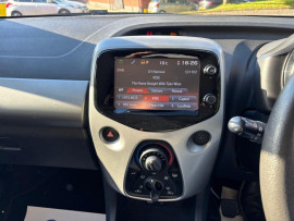 
                                                                                        Voiture
                                                                                         Peugeot 108 1.0 Active Hatchback 5dr Petrol Manual Euro 6 (68 ps)