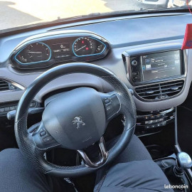 Voiture
Peugeot 2008 I (CU_) 1.6 BlueHDi 120 (120Cv)