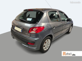 
                                                                                        Voiture
                                                                                         PEUGEOT 206+ - 1.4 HDi 70 CV URBAN - 4 CV
