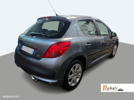 
                                                                                        Voiture
                                                                                         PEUGEOT 207 - 1.6 HDi 90 CV ACTIVE - 5 CV