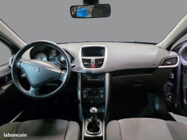 
                                                                                        Voiture
                                                                                         PEUGEOT 207 - 1.6 HDi 90 CV ACTIVE - 5 CV