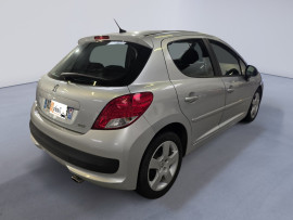 
                                                                                        Voiture
                                                                                         PEUGEOT 207 - 1.6 HDi 90 CV PREMIUM