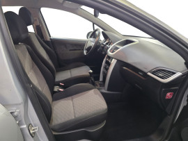 
                                                                                        Voiture
                                                                                         PEUGEOT 207 - 1.6 HDi 90 CV PREMIUM
