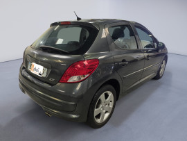 
                                                                                        Voiture
                                                                                         Peugeot 207