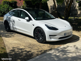 
                                                                                        Voiture
                                                                                         Peugeot 208 (2) 1.6 BLUEHDI 120 S&S FELINE 5P