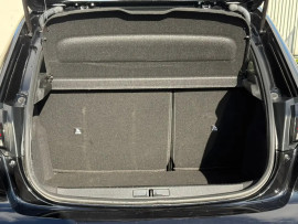 
                                                                                        Voiture
                                                                                         PEUGEOT 208 ALLURE