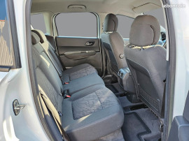 
                                                                                        Voiture
                                                                                         Peugeot 3008 - 1.6 hdi 110 cv premium - 6 cv