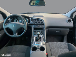 
                                                                                        Voiture
                                                                                         PEUGEOT 3008 - 1.6 HDi 115 CV ALLURE