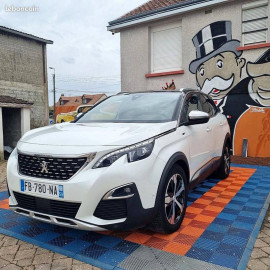 Voiture
Peugeot 3008 2.0 BLUE HDI II 177 cv Boîte auto