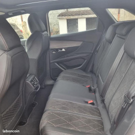 Voiture
Peugeot 3008 2.0 BLUE HDI II 177 cv Boîte auto