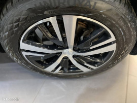 Voiture
Peugeot 3008 II GT