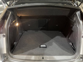 Voiture
Peugeot 3008 II GT HDI 130 EAT8